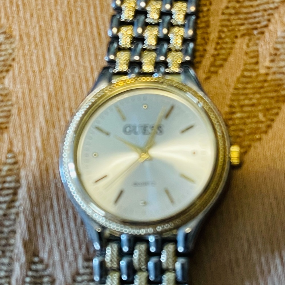 Used watch by guess